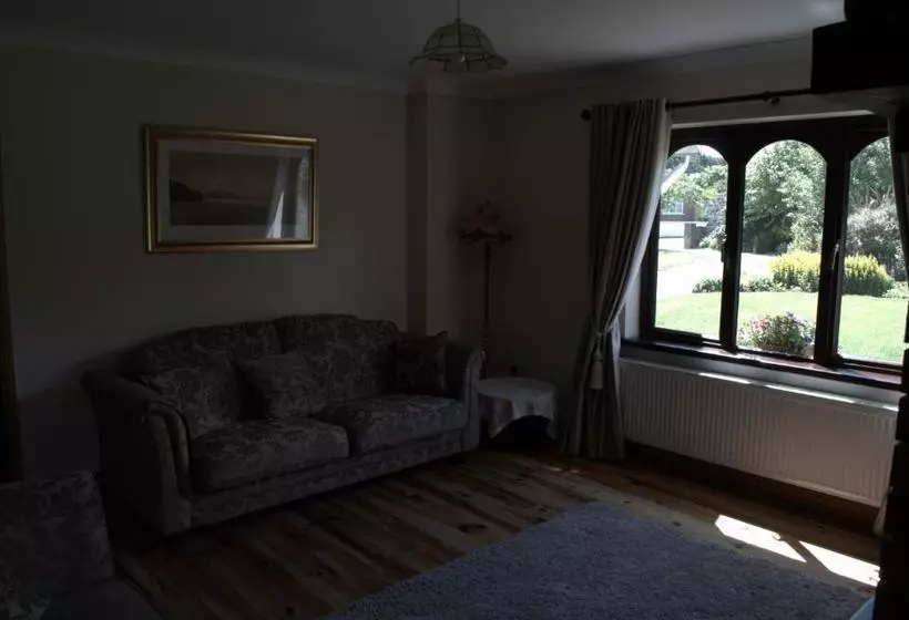 Old Orchard Lodge B&b