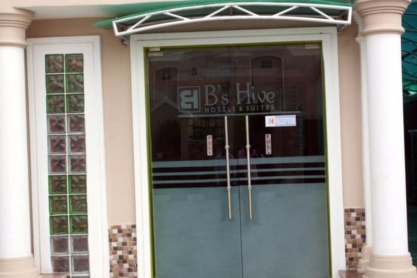 B S Hive Hotel & Suites