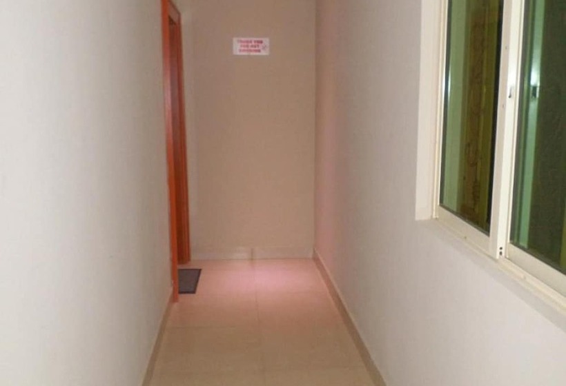 B S Hive Hotel & Suites