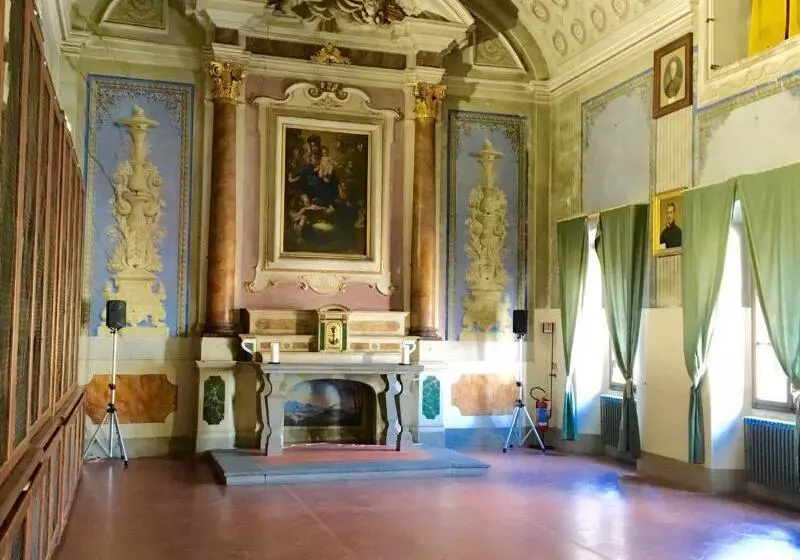 تختخواب و صبحانه The Artists' Palace Florence