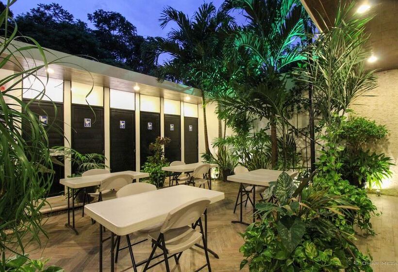 Hostal Gayser Hostel