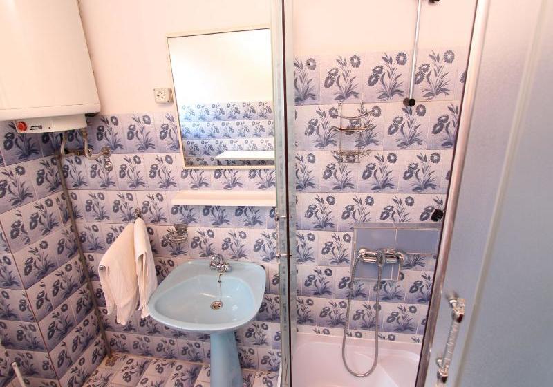 Fotos del hotel Apartments Marika:  9