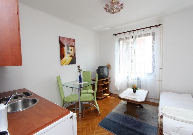 Fotos del hotel Apartments Marika:  24