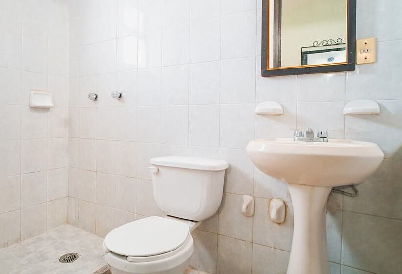 فندق Capital O Los Angeles, Chiapa De Corzo