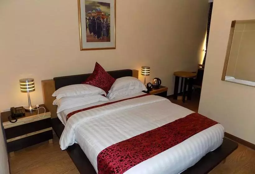 هتل Caravel Suites