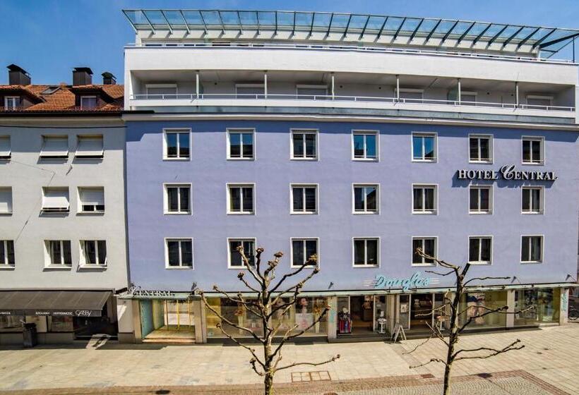 Отель Central
