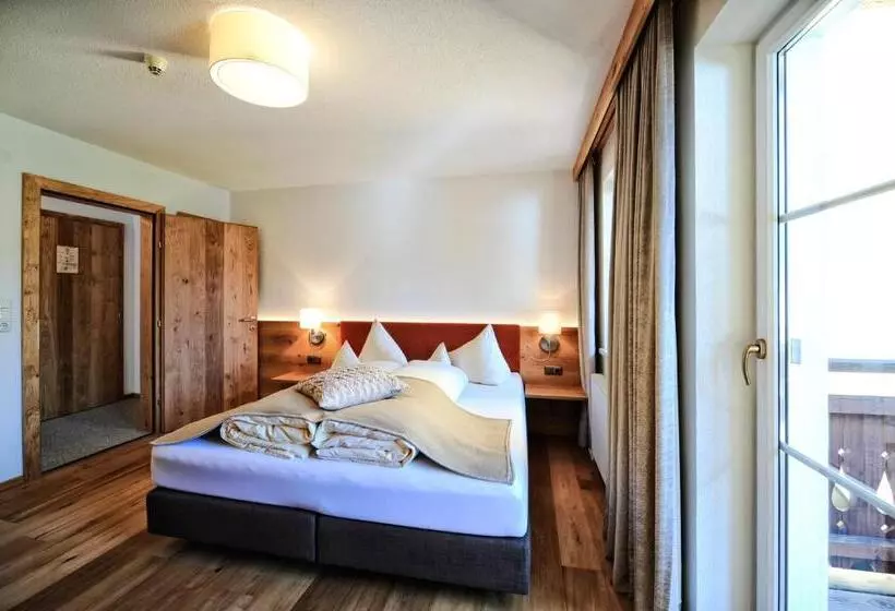 Hotelli Dorfstadl