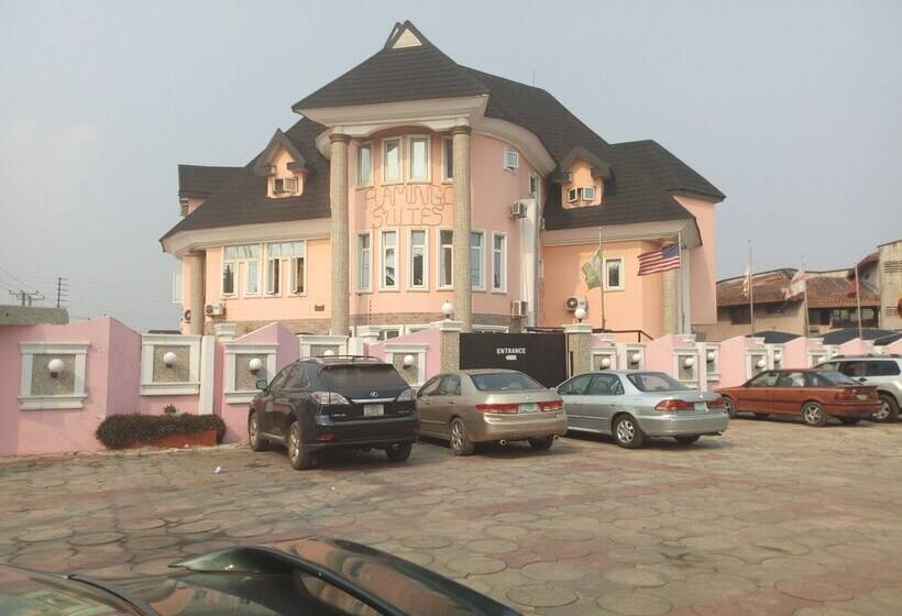 Flamingo Hotel & Suites