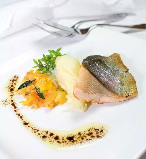 Regitnig   4 Sterne Hotel Und Chalets