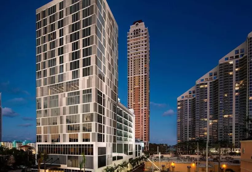 ホテル Residence Inn Miami Sunny Isles Beach