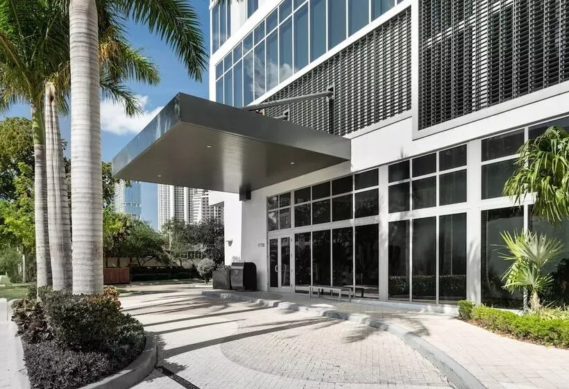ホテル Residence Inn Miami Sunny Isles Beach