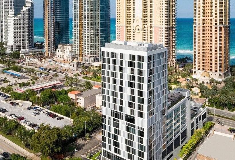 فندق Residence Inn Miami Sunny Isles Beach