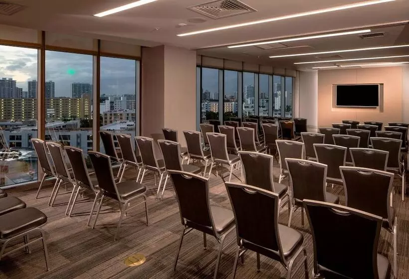 ホテル Residence Inn Miami Sunny Isles Beach