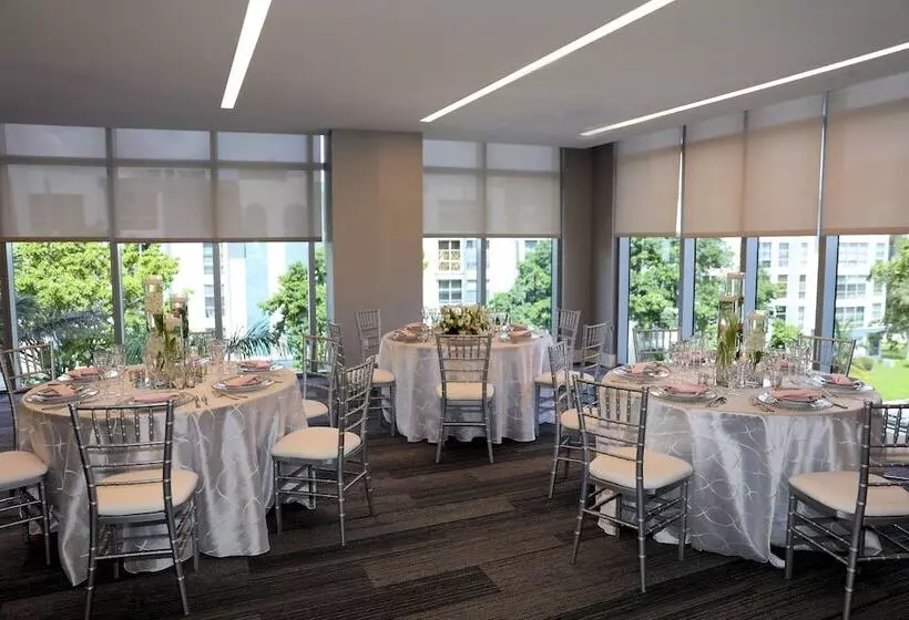 ホテル Residence Inn Miami Sunny Isles Beach