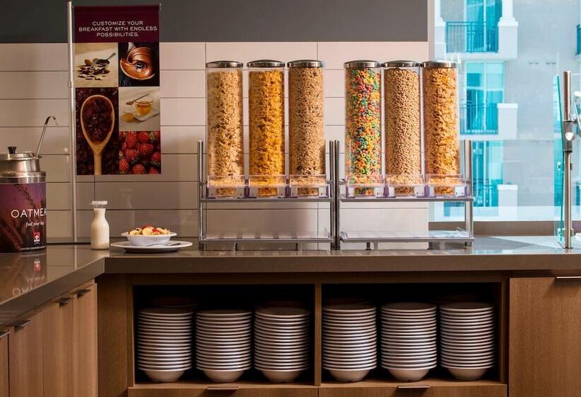 فندق Residence Inn Miami Sunny Isles Beach