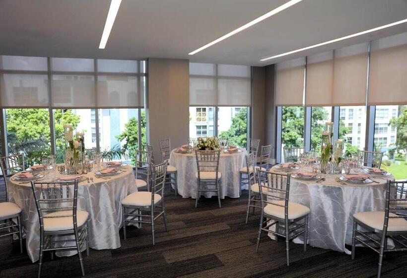 فندق Residence Inn Miami Sunny Isles Beach