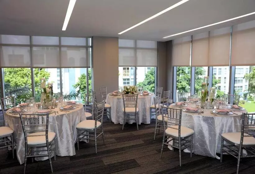 ホテル Residence Inn Miami Sunny Isles Beach