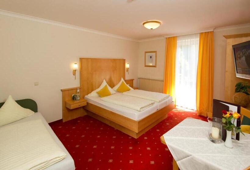 בית מלון כפרי Stegerbräu