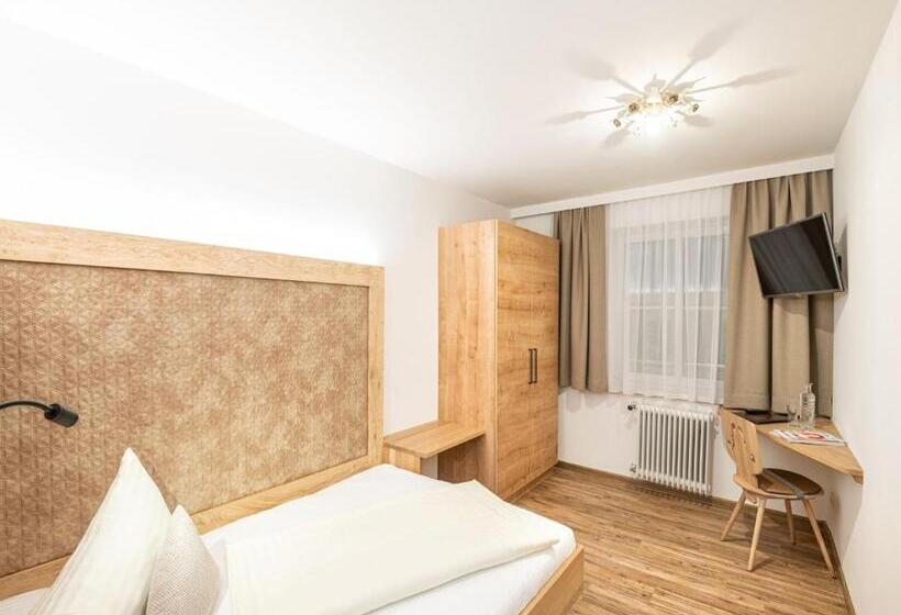 בית מלון כפרי Stegerbräu