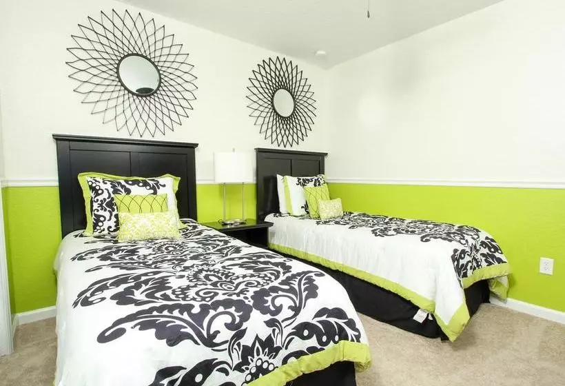 هتل Windsor Hills  Global Resort Homes