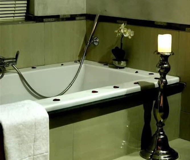 Pension Altissimo Guesthouse