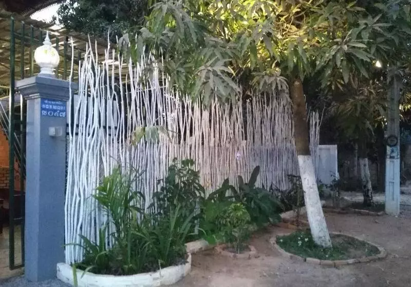 ユースホステル Eco Home Siem Reap Homestay