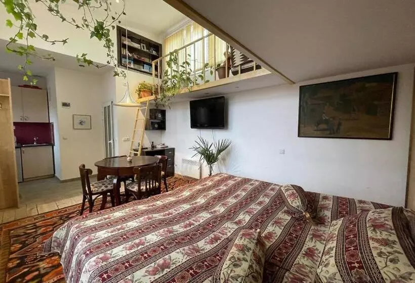 Armine's B&b