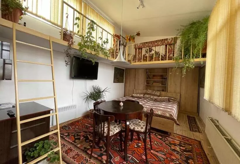 Armine's B&b