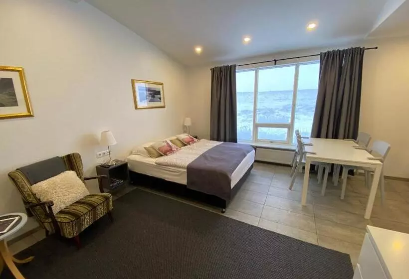 تختخواب و صبحانه Ace Guesthouse