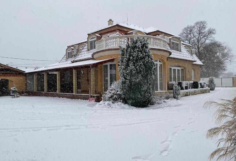 Aamiaismajoitus (B&B) Ambrózia Guesthouse