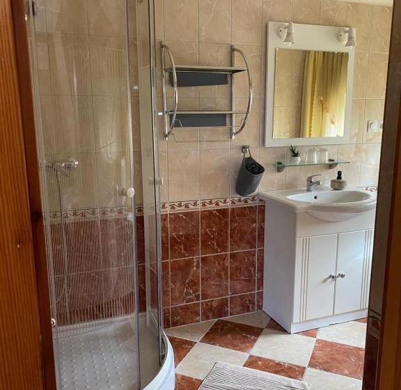 Aamiaismajoitus (B&B) Ambrózia Guesthouse