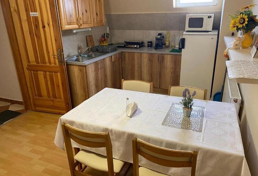 Aamiaismajoitus (B&B) Ambrózia Guesthouse