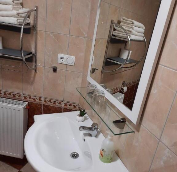 Aamiaismajoitus (B&B) Ambrózia Guesthouse