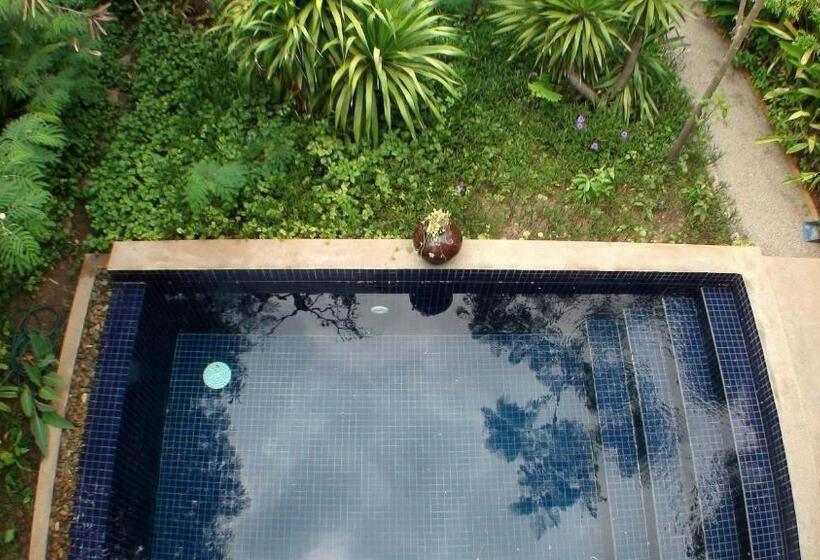 مبيت وإفطار Enkosa 4 Bedroom Wooden Luxury House