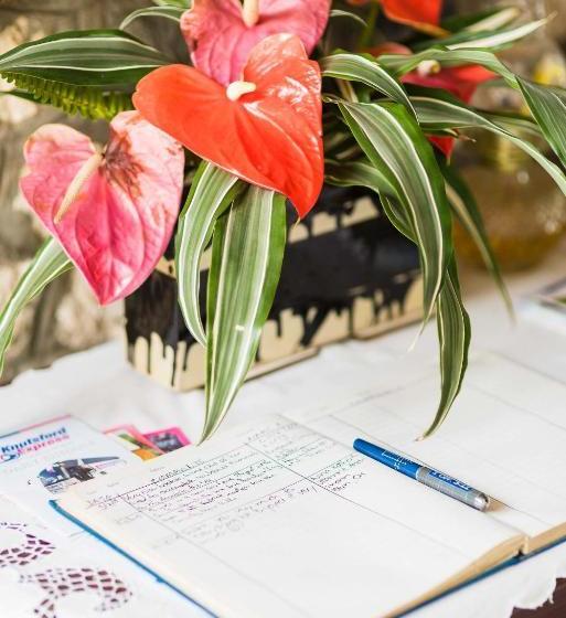 Country Home Villa Bed & Breakfast