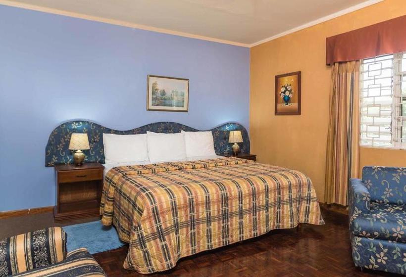 Country Home Villa Bed & Breakfast