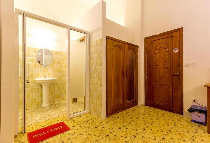 فندق Blossoming Romduol Boutique