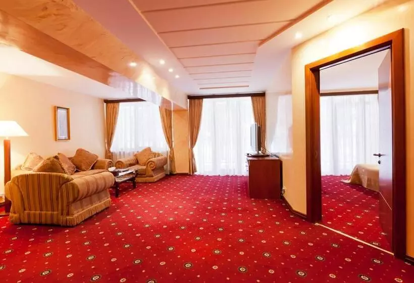 ホテル Dilijan Resort