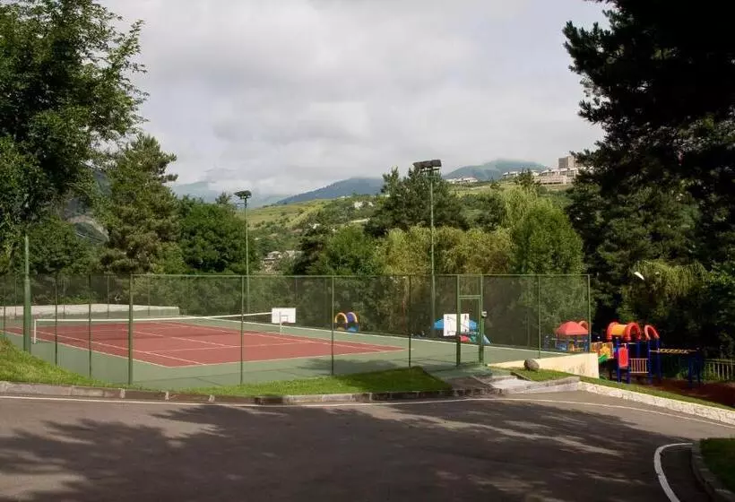 ホテル Dilijan Resort
