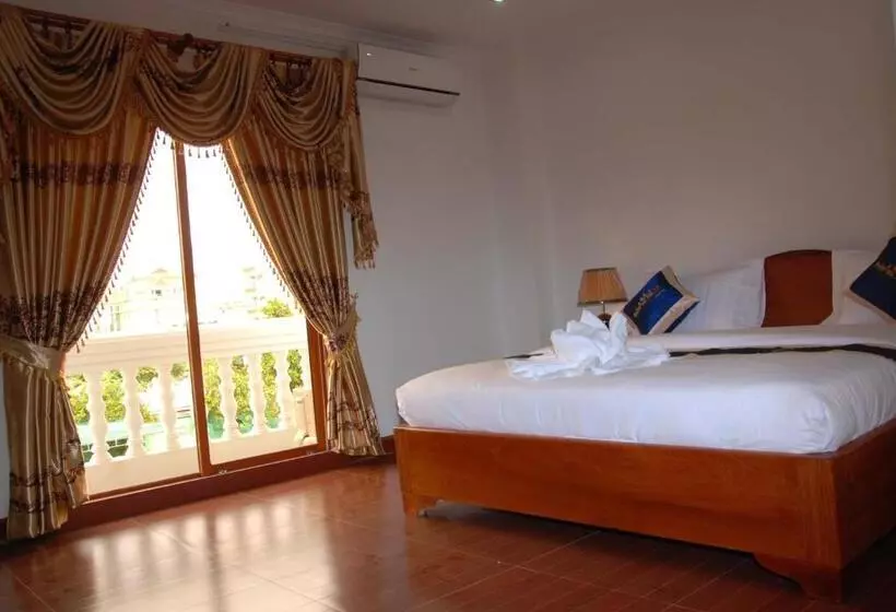 ホテル Emerald Bb Battambang