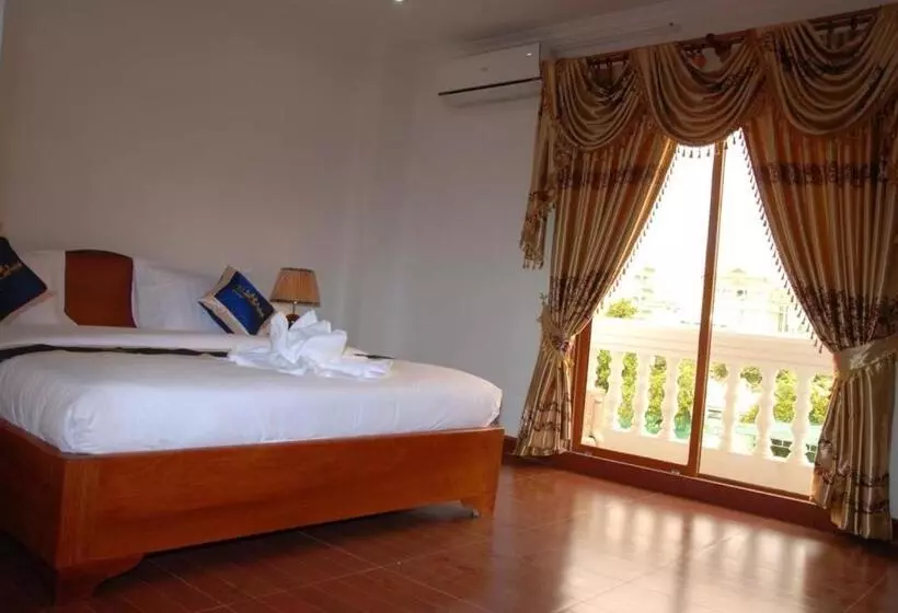 ホテル Emerald Bb Battambang