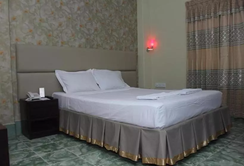 هتل Golden Inn Chattagram Ltd