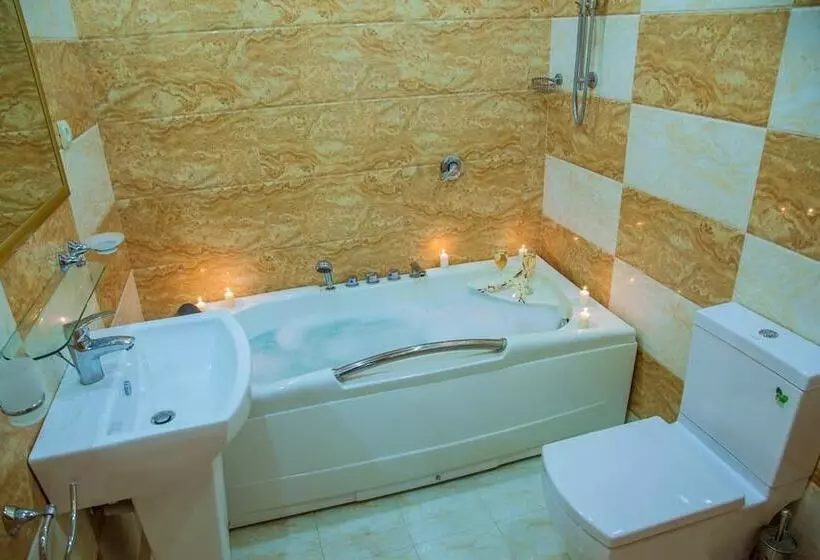 هتل Nor Dzoraberd