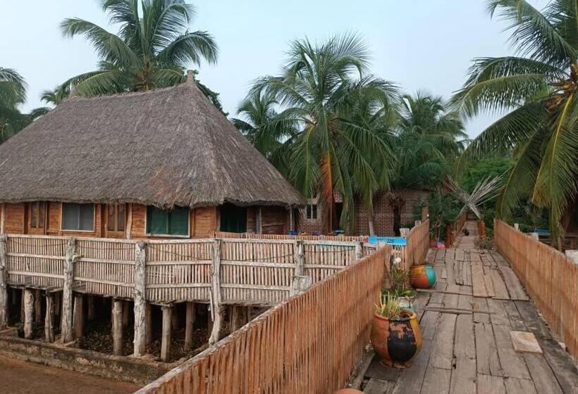 هتل Restaurant Chez Theo