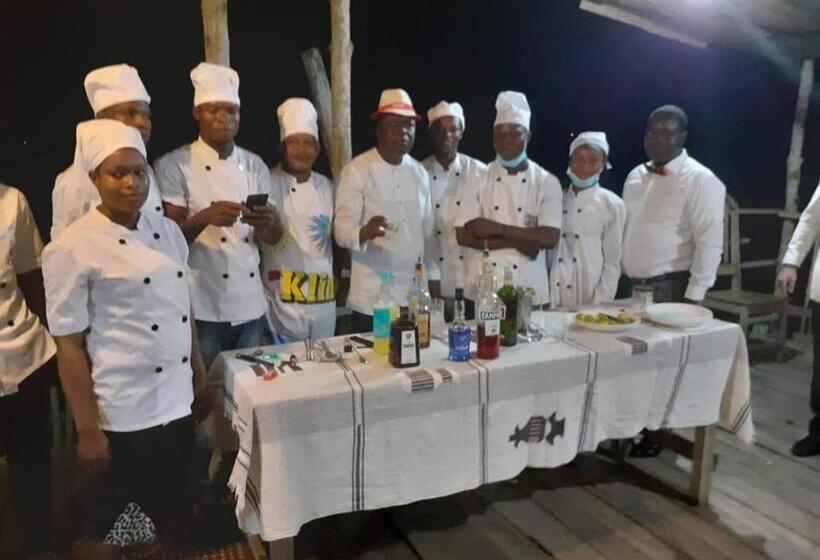 هتل Restaurant Chez Theo