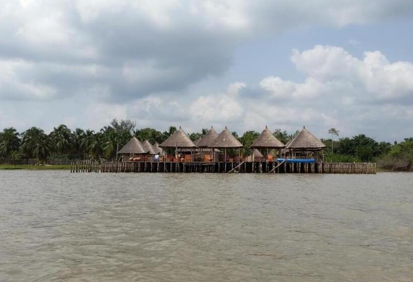 هتل Restaurant Chez Theo