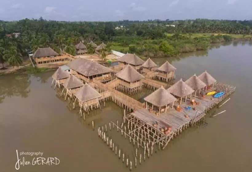 هتل Restaurant Chez Theo