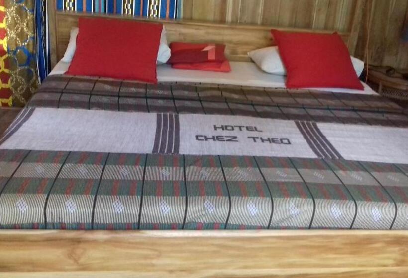هتل Restaurant Chez Theo