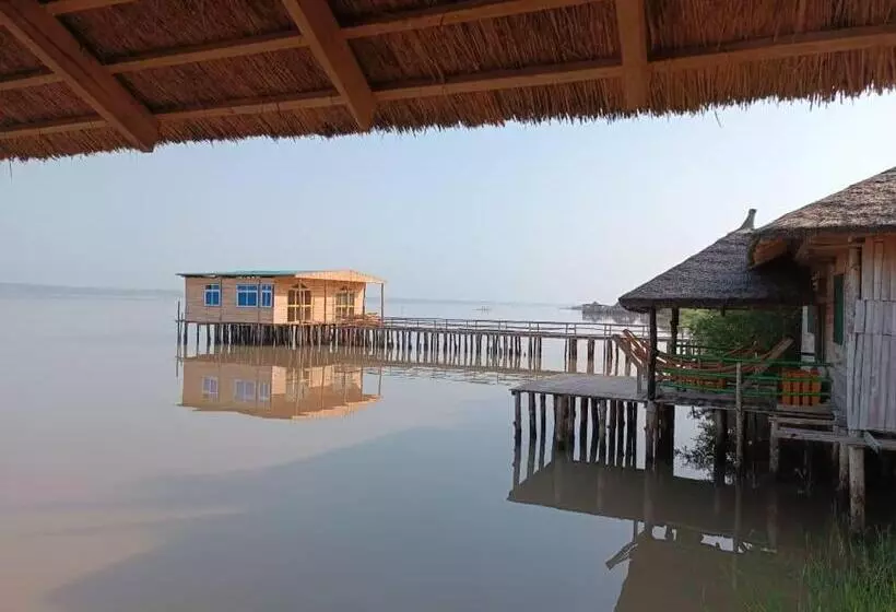 هتل Restaurant Chez Theo