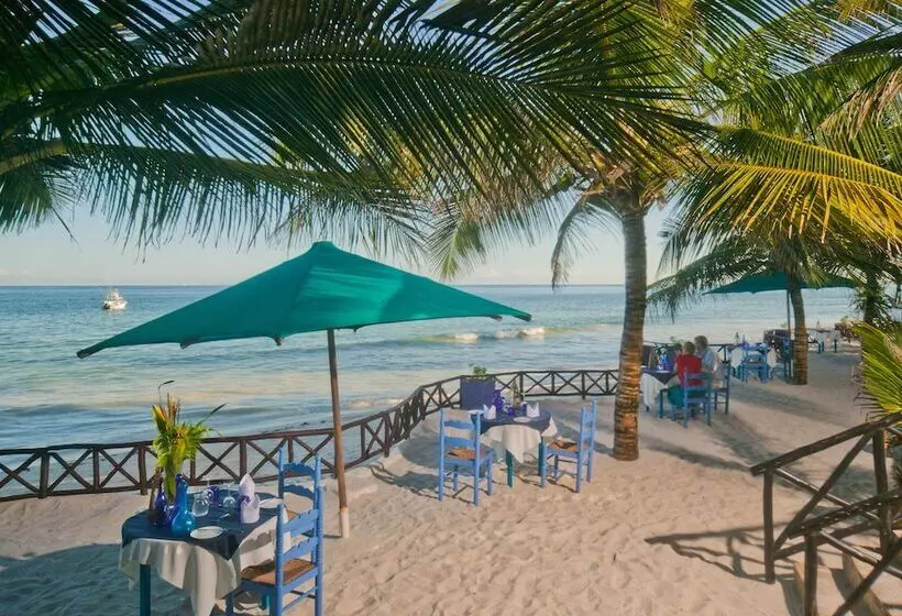 استراحتگاه Diani Blue